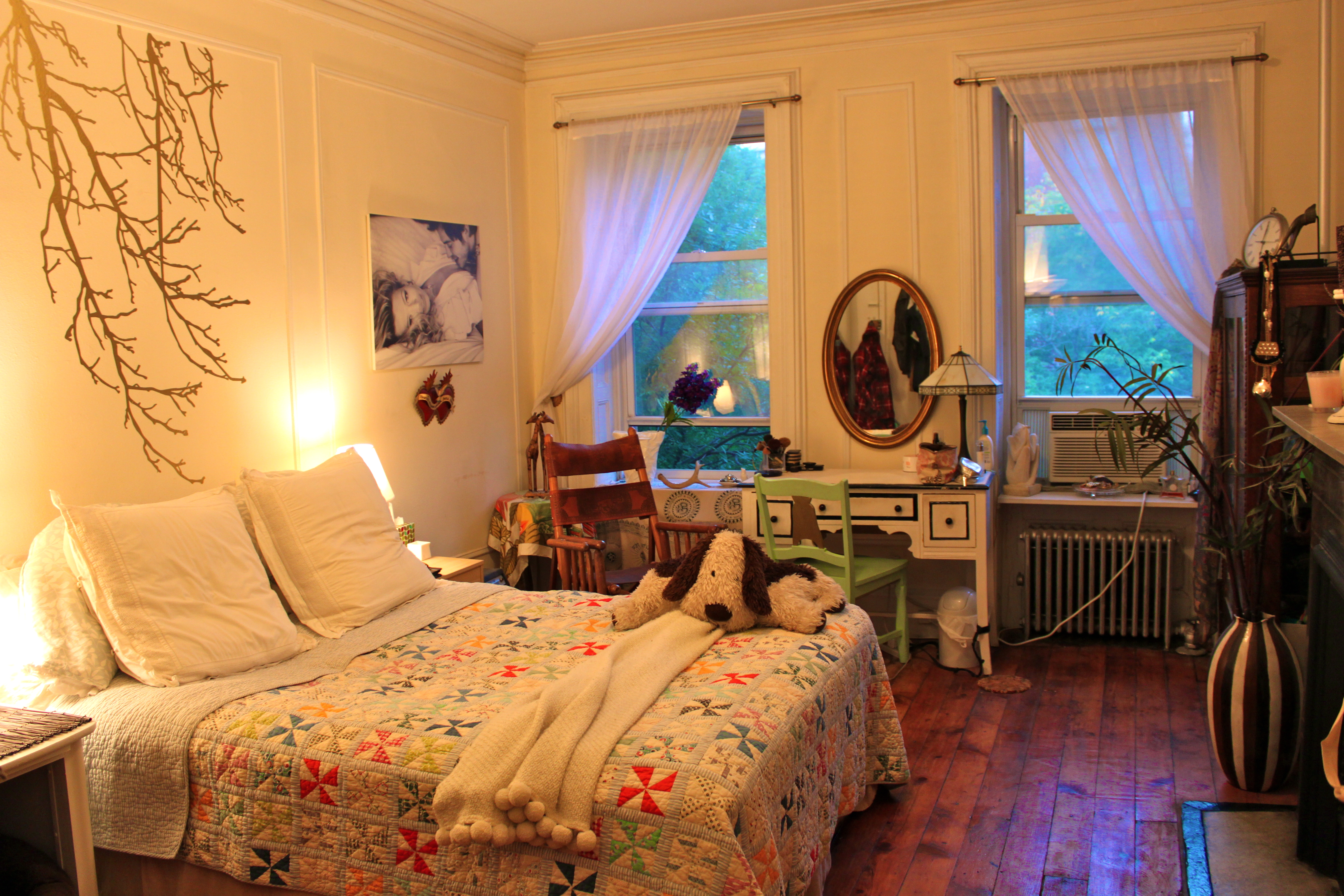 ... apartment pictured above has a fairly roomy bedroom by nyc standards