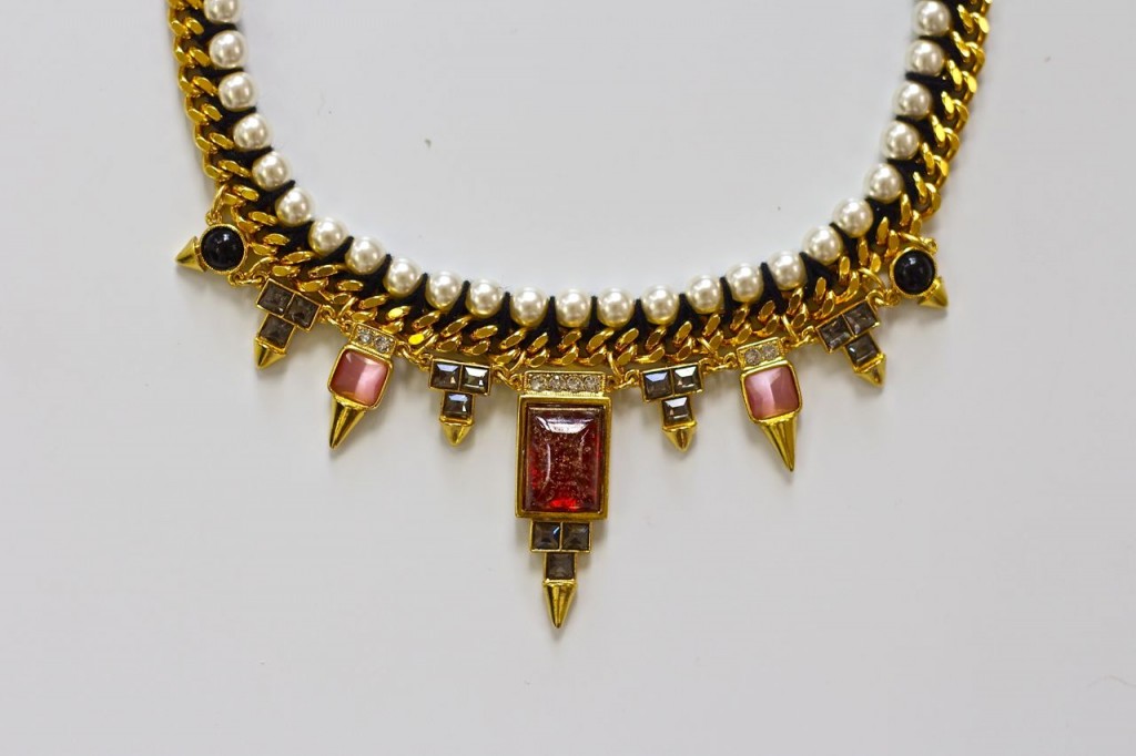 ben amun necklace