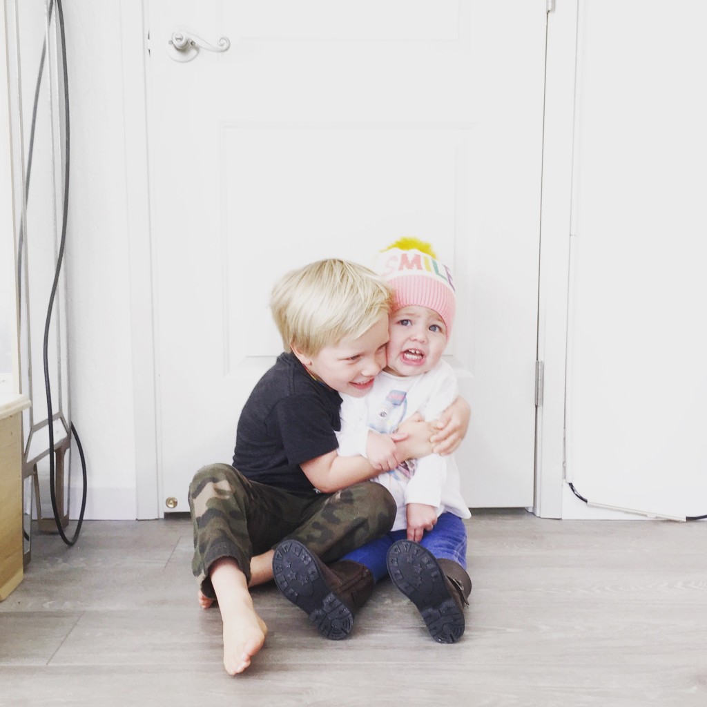 Jordan Reid's children hugging