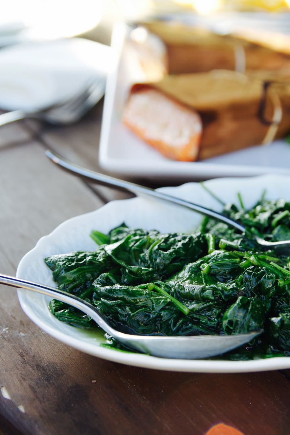 simple recipe for sautéed spinach in garlic and olive oil