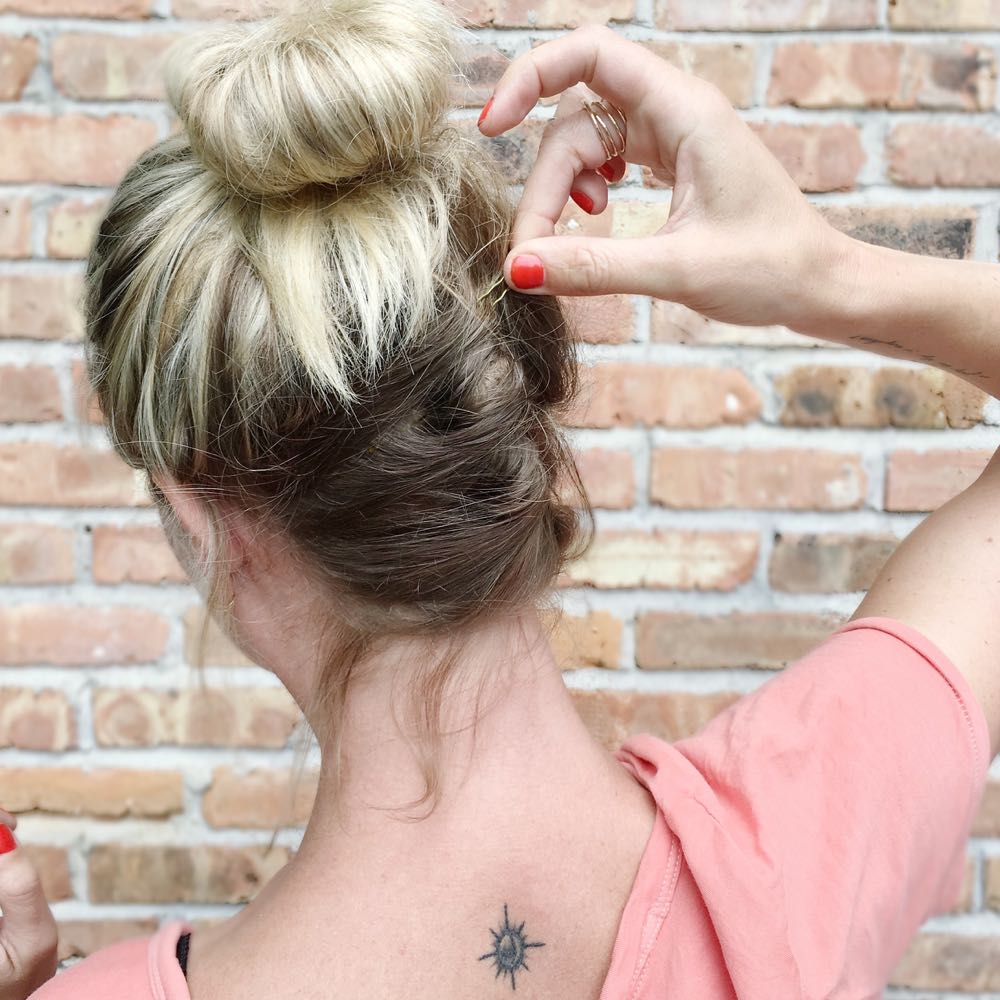 How to create a super relaxed updo for medium hair