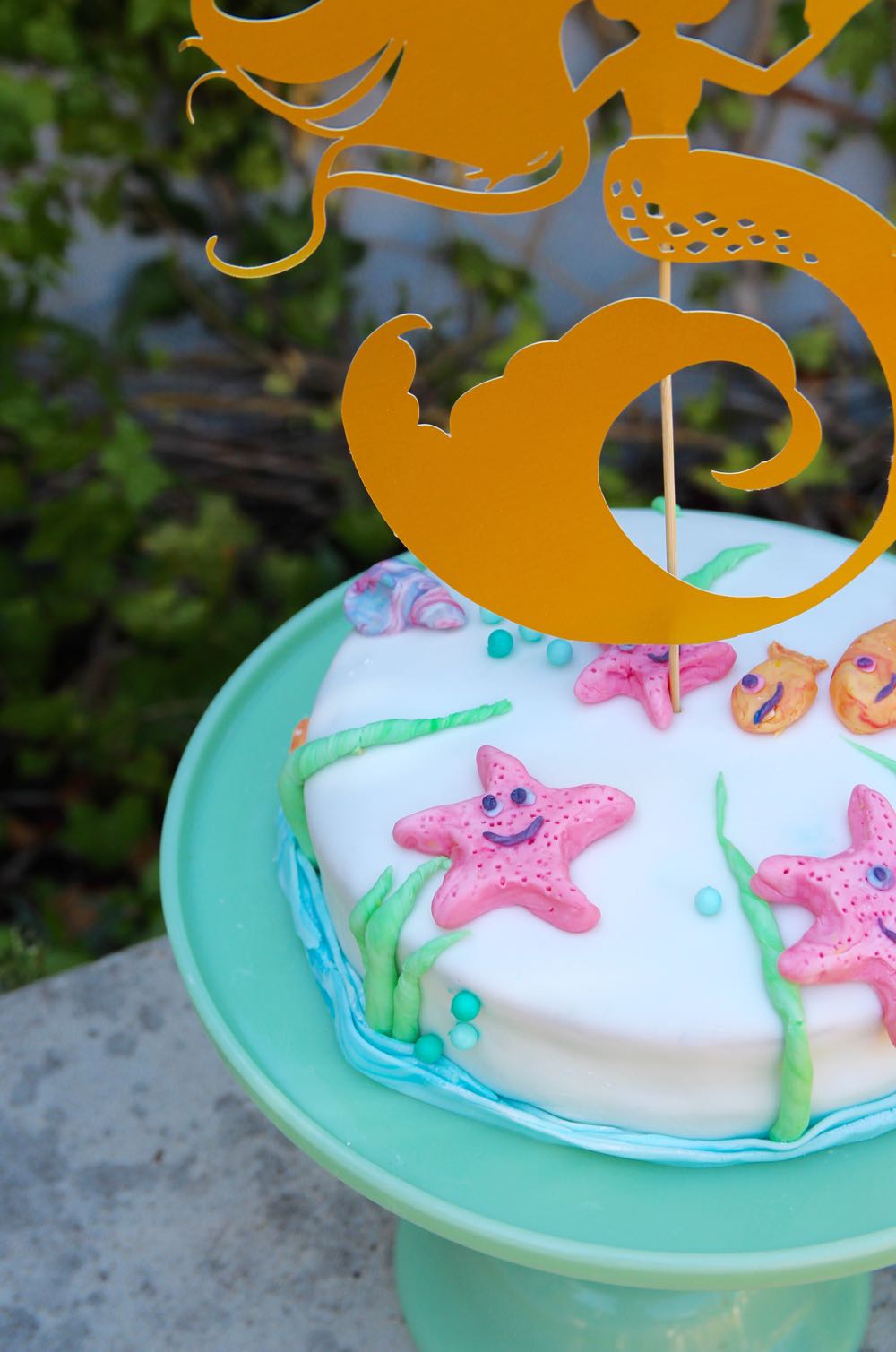 mermaid theme birthday party ideas for girl's birthday