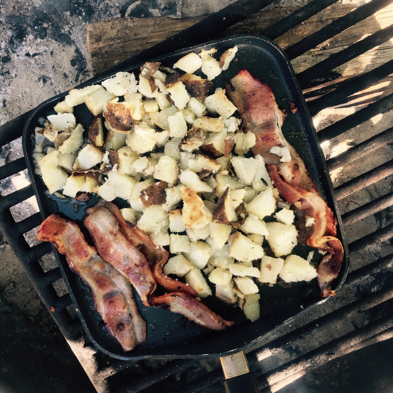 camping breakfast using leftovers from dinner
