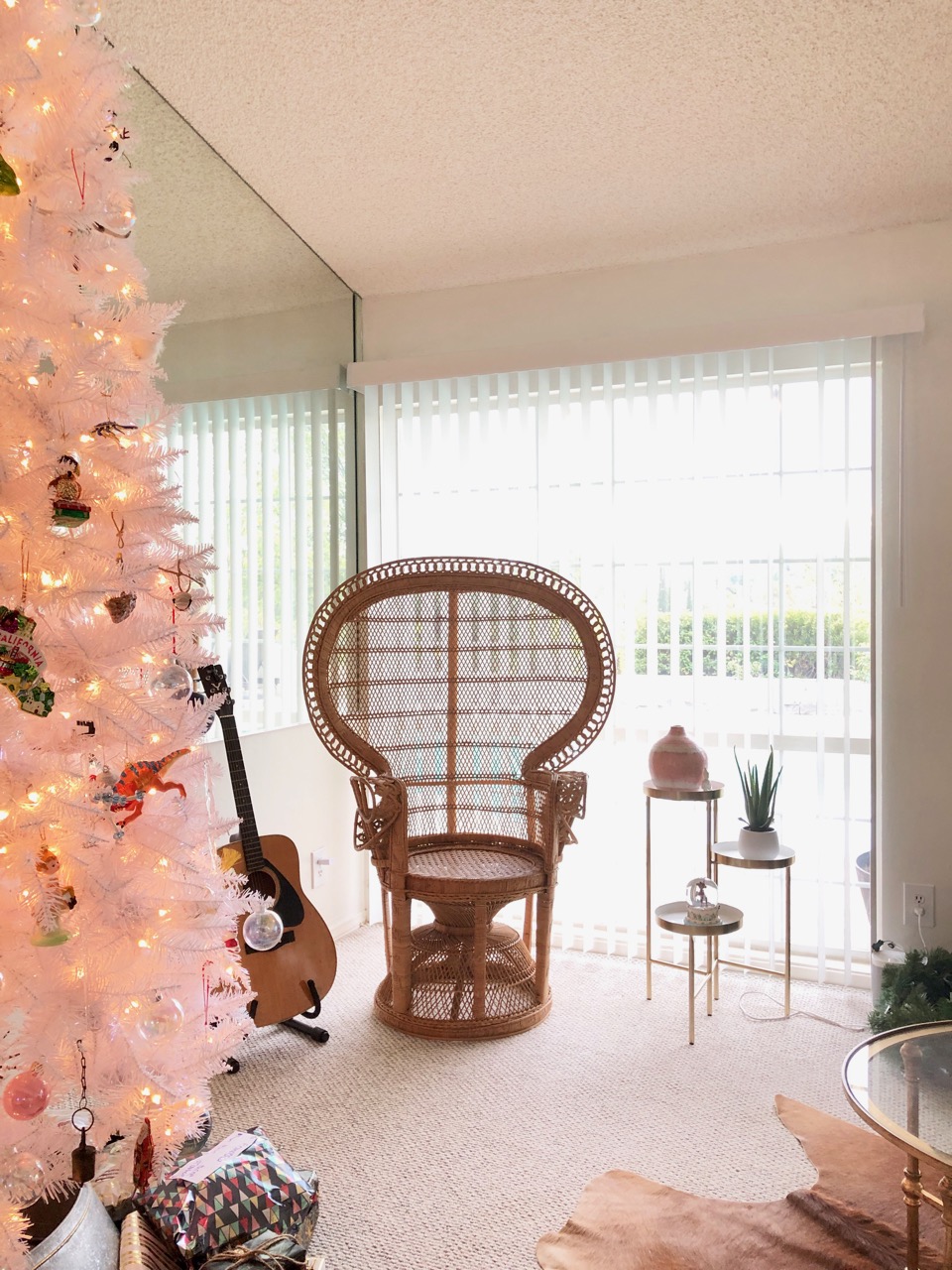 how to decorate for Christmas California style 