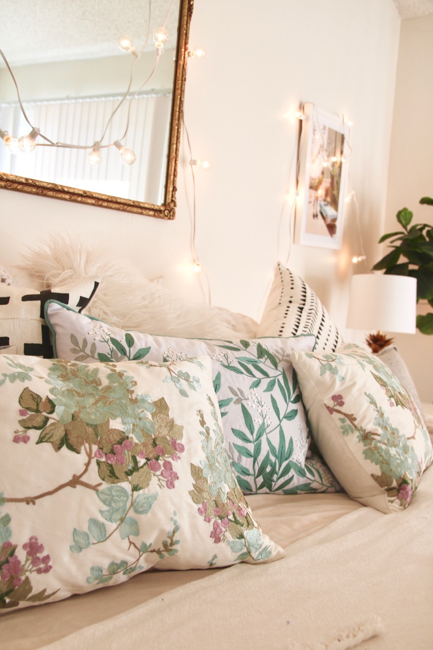 Current Obsession: Laura Ashley Home Decor – Ramshackle Glam