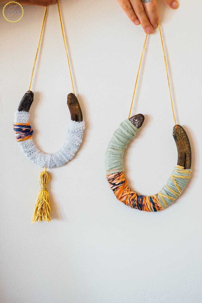 how to make a diy yarn-wrapped lucky horseshoe
